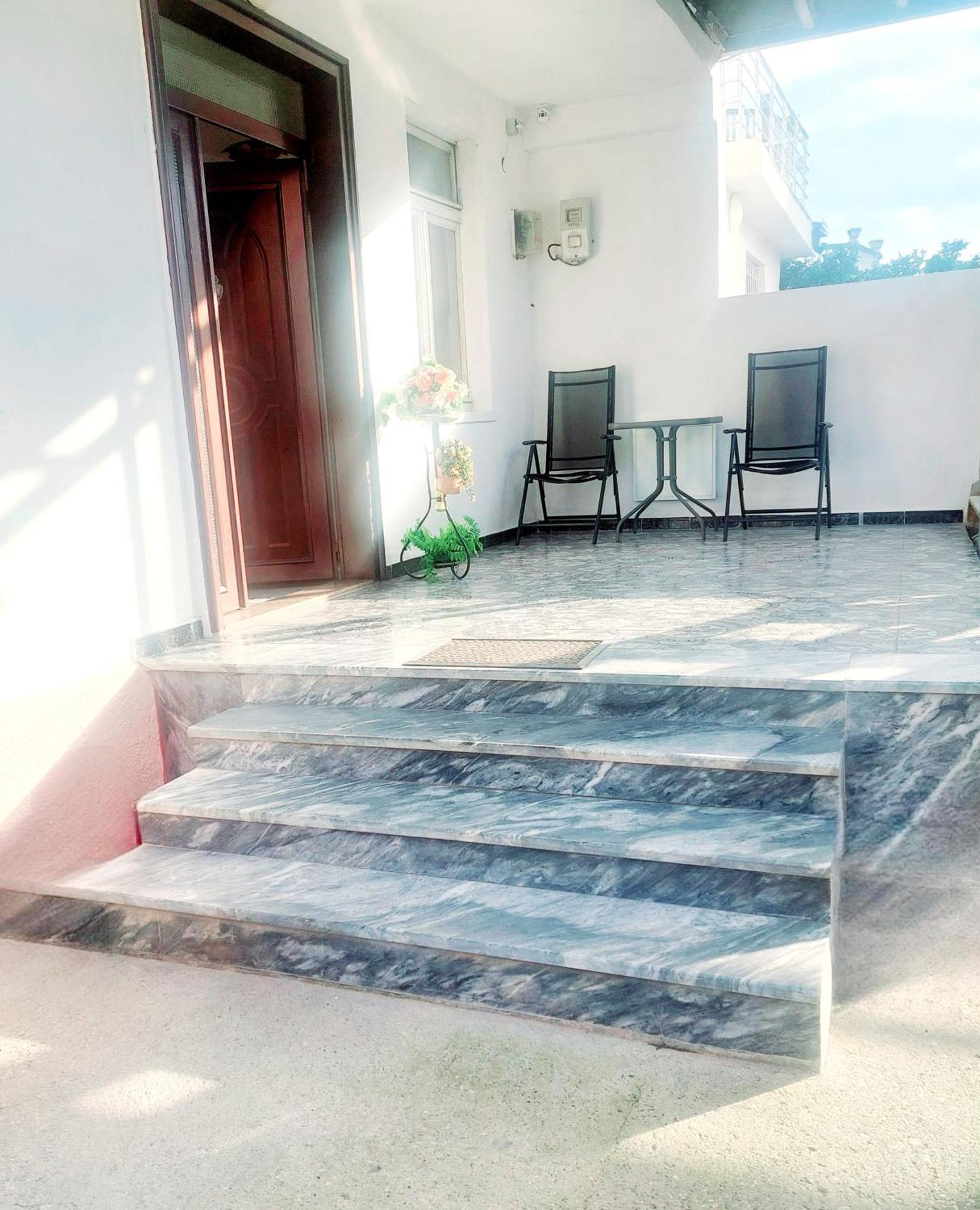 D Friendship Apartman